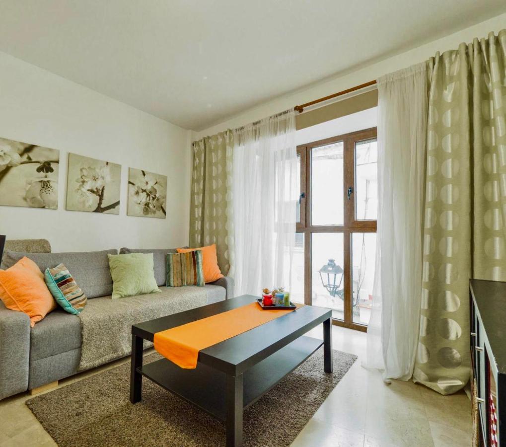 Heart Of Old Town Apartment Марбеля Екстериор снимка