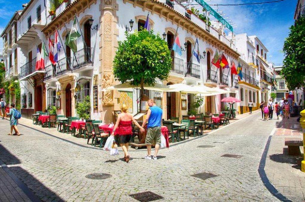 Heart Of Old Town Apartment Марбеля Екстериор снимка